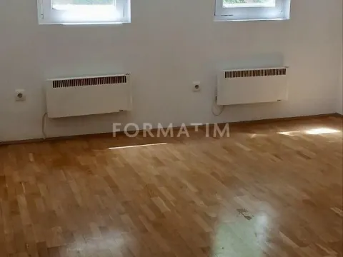 Stan in Zvezdara Sve Podlokacije