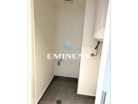 Rent, two bedroom apartment, 56m², Savski Venac, Beograd - image 8