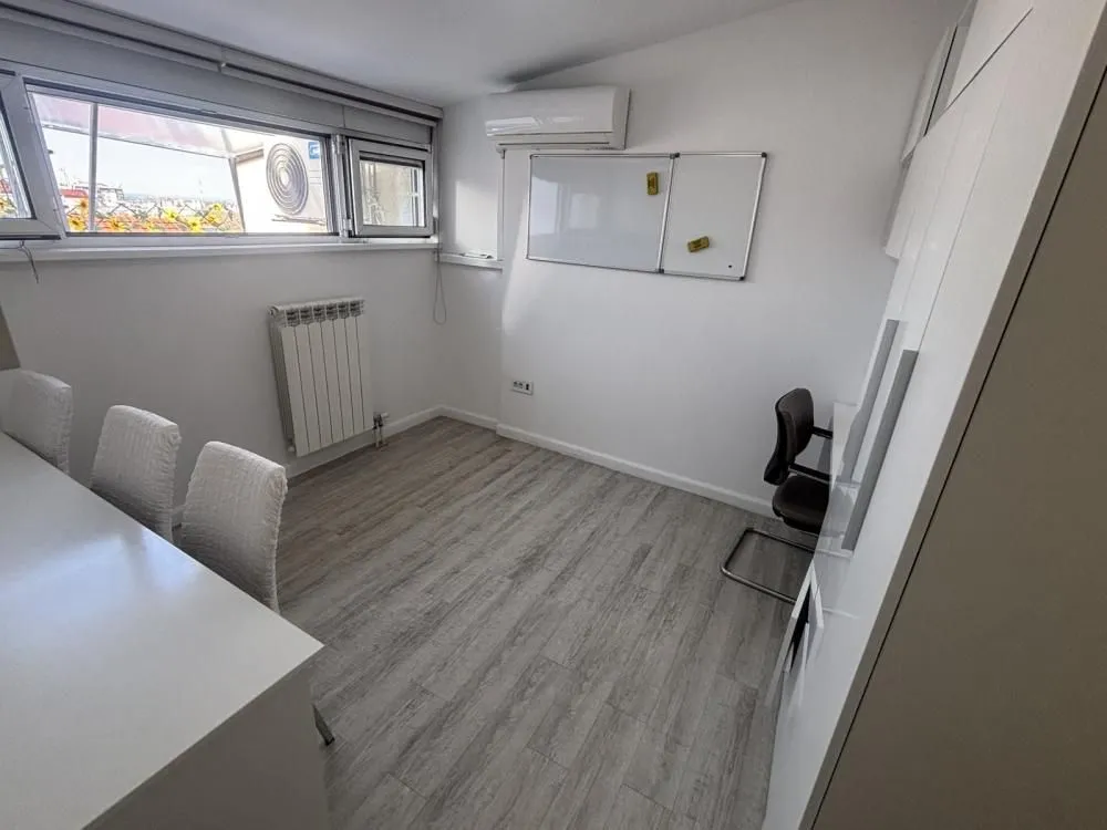 Sale, apartment, 118m², Đeram Pijaca, Beograd