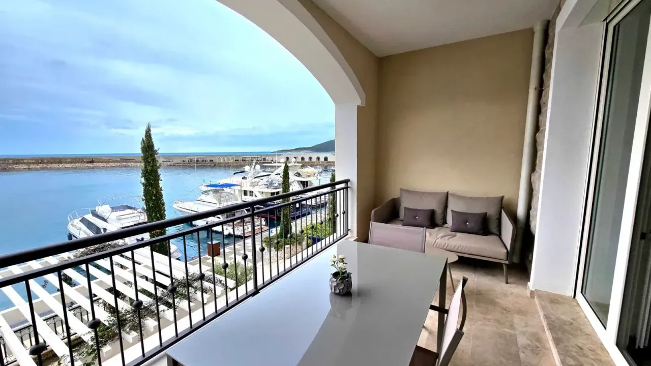 Sale, apartment, 46m², Tivat, Crna Gora