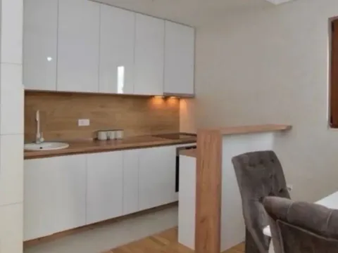 Prodaja, dvosoban stan, 69m², Centar, Tivat - image 8