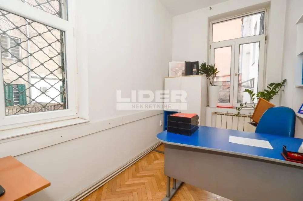 Rent, apartment, 87m², Stari Grad, Beograd