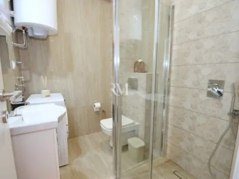 Izdavanje, jednosoban stan, 45m², Muo, Kotor - image 10
