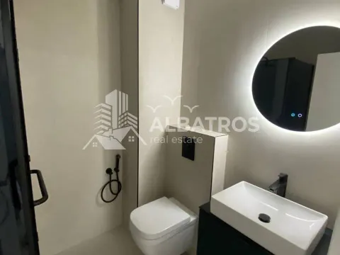 Prodaja, jednosoban stan, 55m², Centar, Bar - image 2