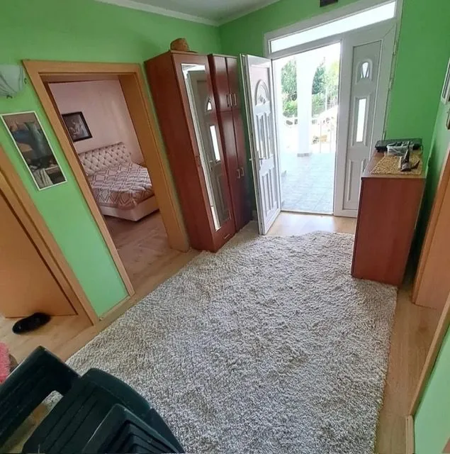 Rent, house, 130m², Tološi, Podgorica