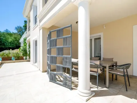 Prodaja, trosoban stan, 166m², Đenovići, Herceg Novi - image 60