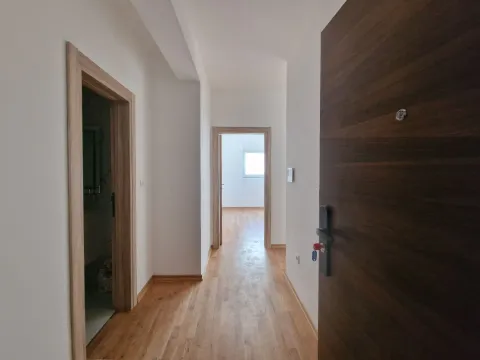 Sale, one bedroom apartment, 37m², Bečići, Budva - image 21