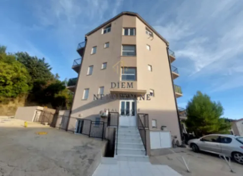 Izdavanje, jednosoban stan, 47m², Igalo, Herceg Novi