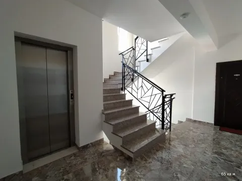 Izdavanje, dvosoban stan, 65m², Rozino, Budva - image 18