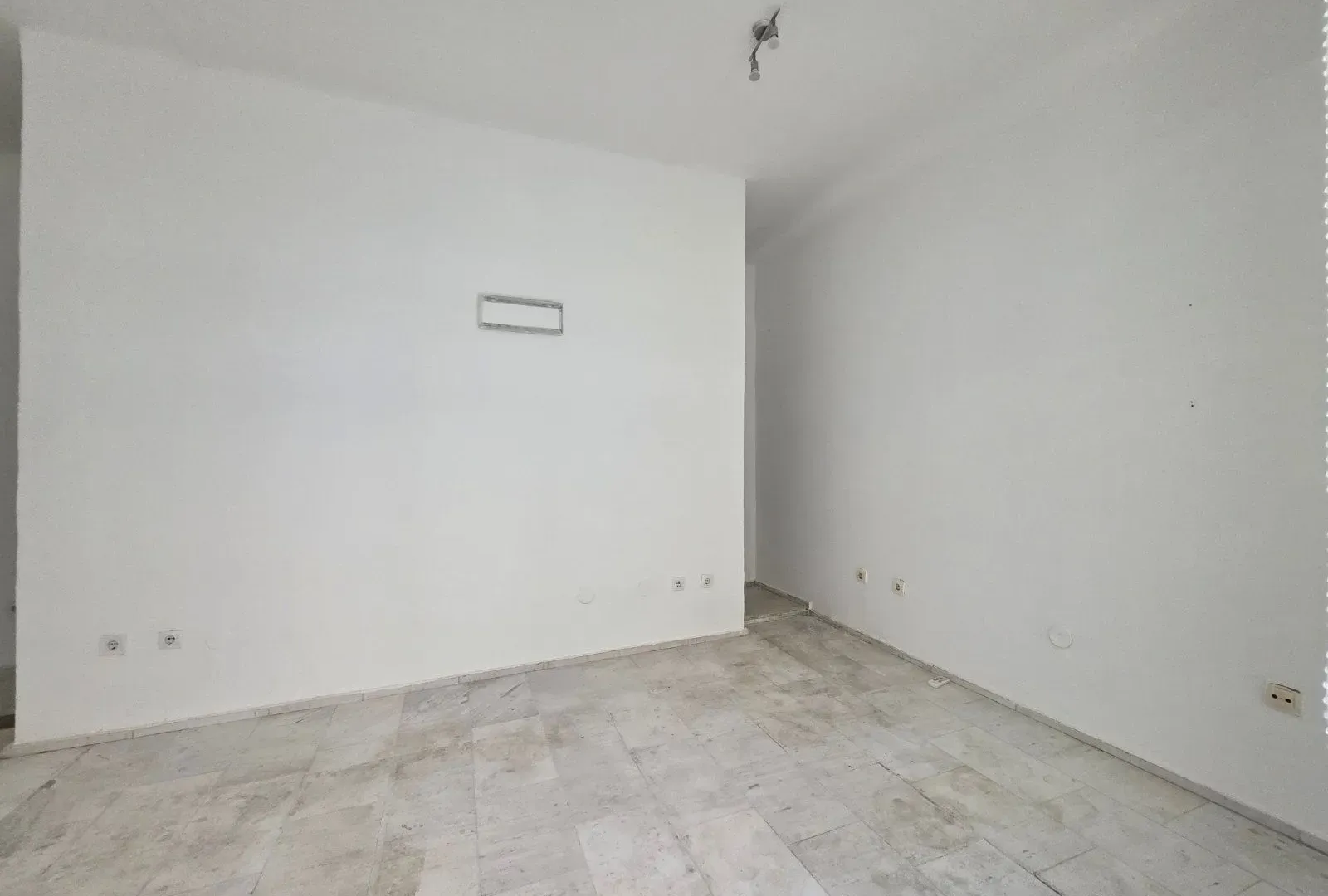 Sale, office space, 18m², Budva, Crna Gora