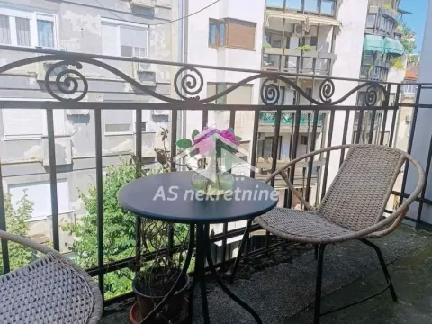 Rent, four bedroom apartment, 120m², Stari Grad, Beograd - image 17