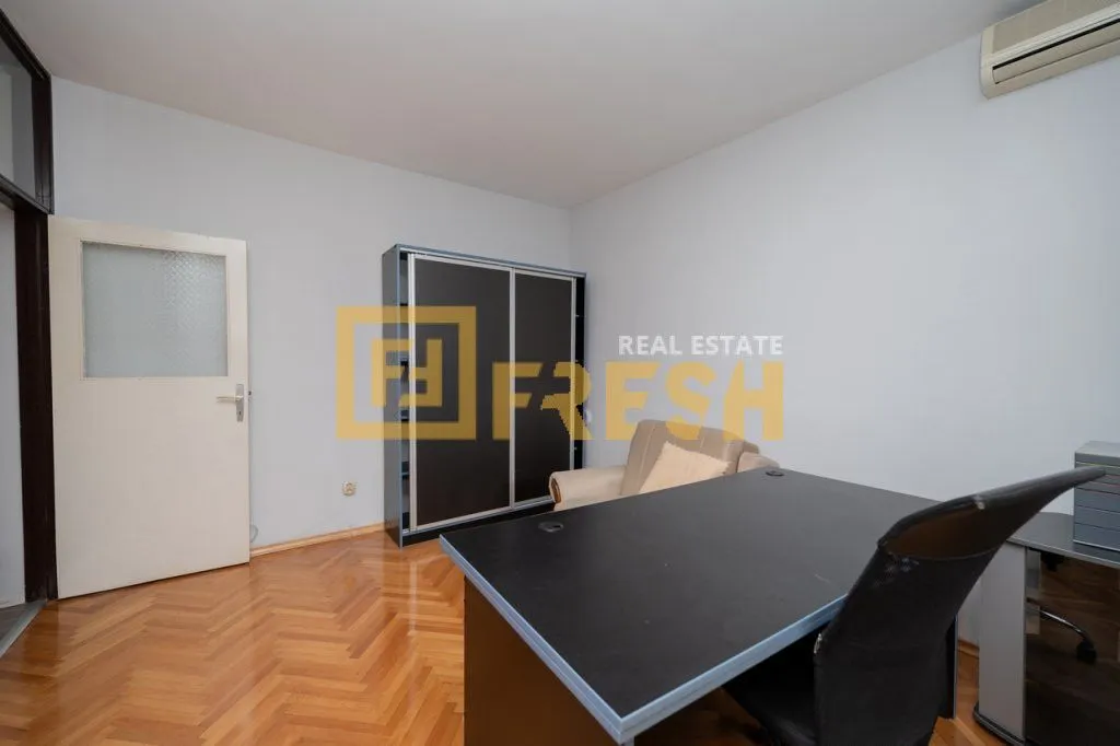 Rent, office space, 60m², Preko Morače, Podgorica