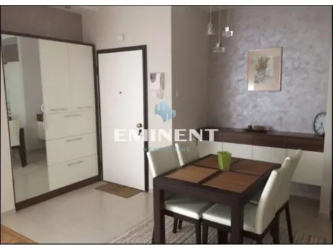 Izdavanje, trosoban stan, 80m², Tašmajdan, Palilula Sve Podlokacije - image 3