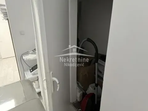 Izdavanje, poslovni prostor, 136m², Golf Naselje, Beograd - image 16