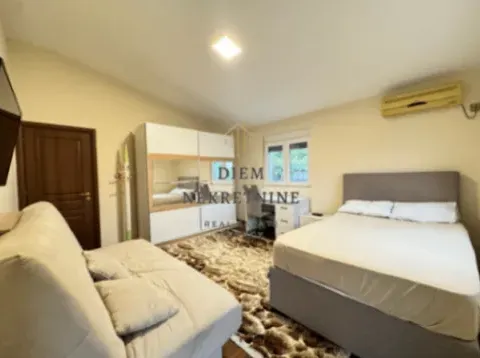 Prodaja, kuća, 175m², Podgorica, Crna Gora - image 13