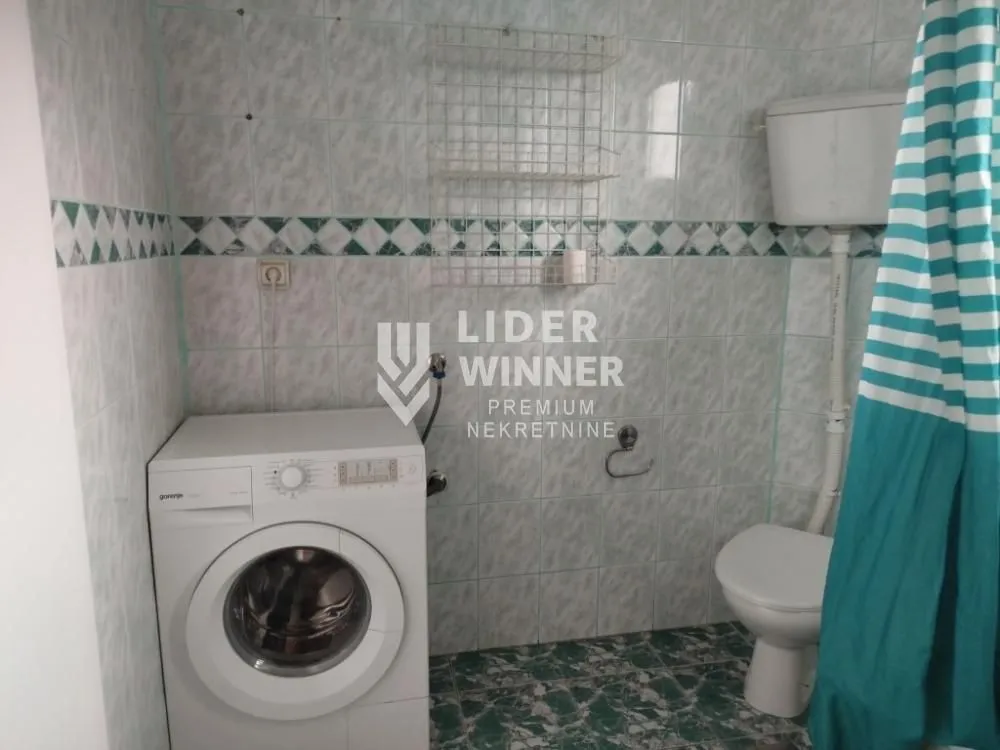 Izdavanje, četvorosoban stan, 88m², Brace Jerković, Voždovac Sve Podlokacije