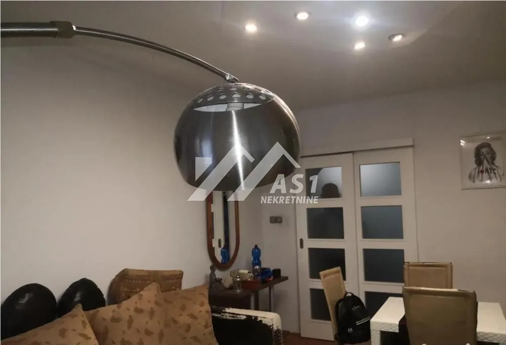 Izdavanje, trosoban stan, 70m², Novi Sad Sve Podlokacije, Novi Sad