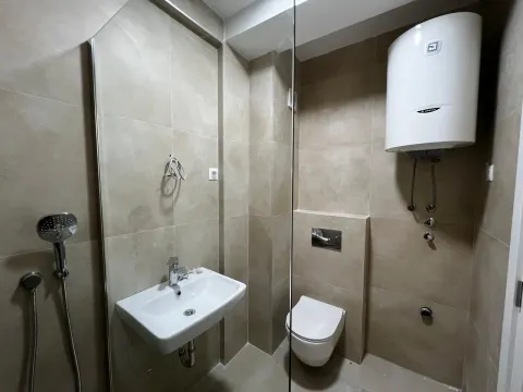 Prodaja, jednosoban stan, 45m², Zabjelo, Podgorica - image 7