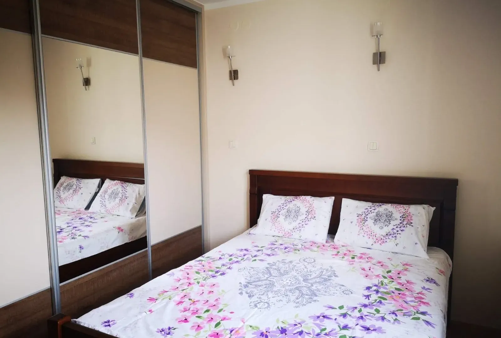 Rent, three bedroom apartment, 130m², Dobrota, Kotor