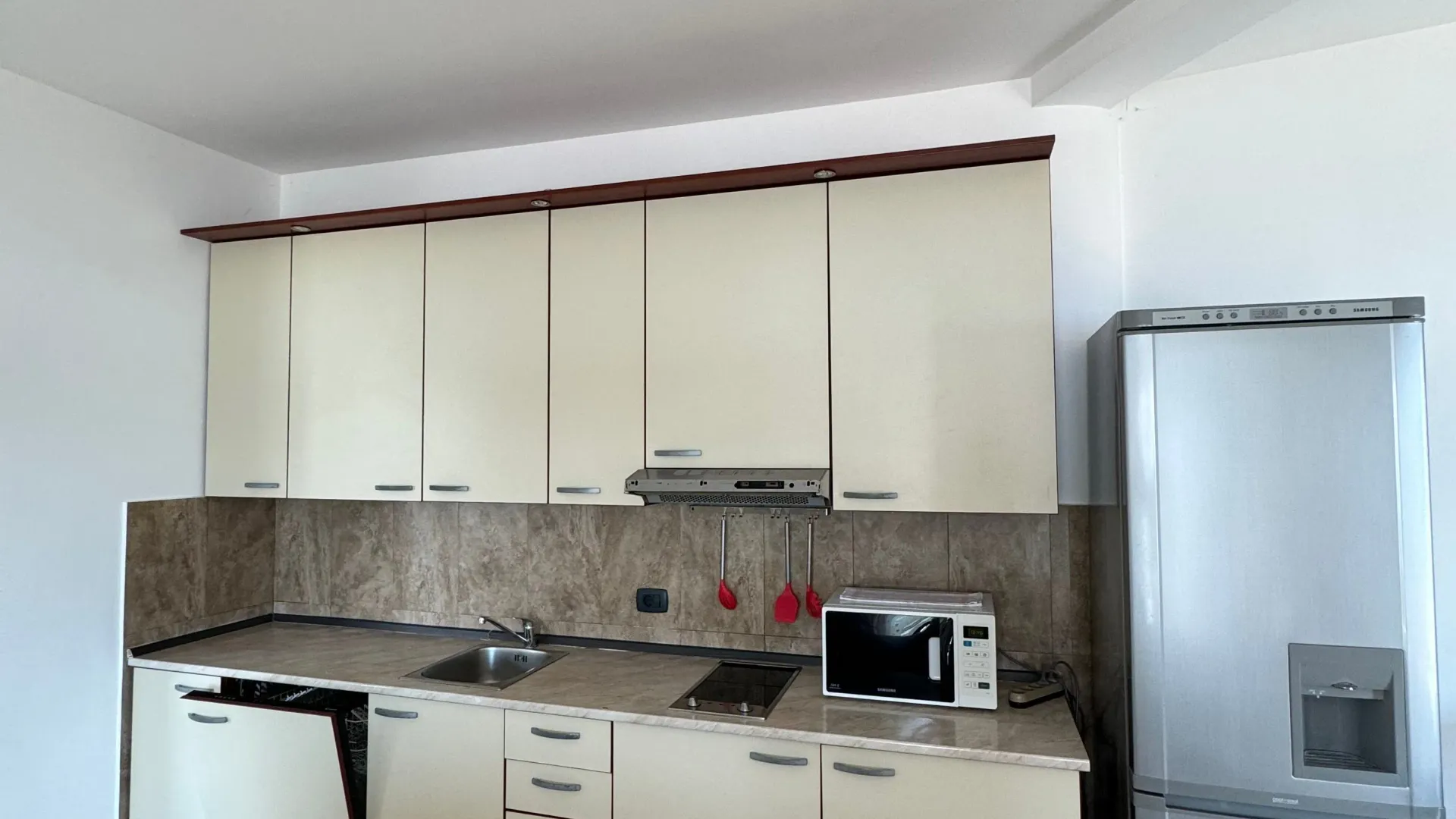 Prodaja, trosoban stan, 95m², Rafailovići, Budva