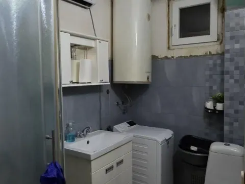 Izdavanje, dvosoban stan, 53m², Savski Venac, Beograd - image 3