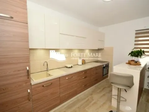 Prodaja, stan, 85m², Đenovići, Herceg Novi - image 2