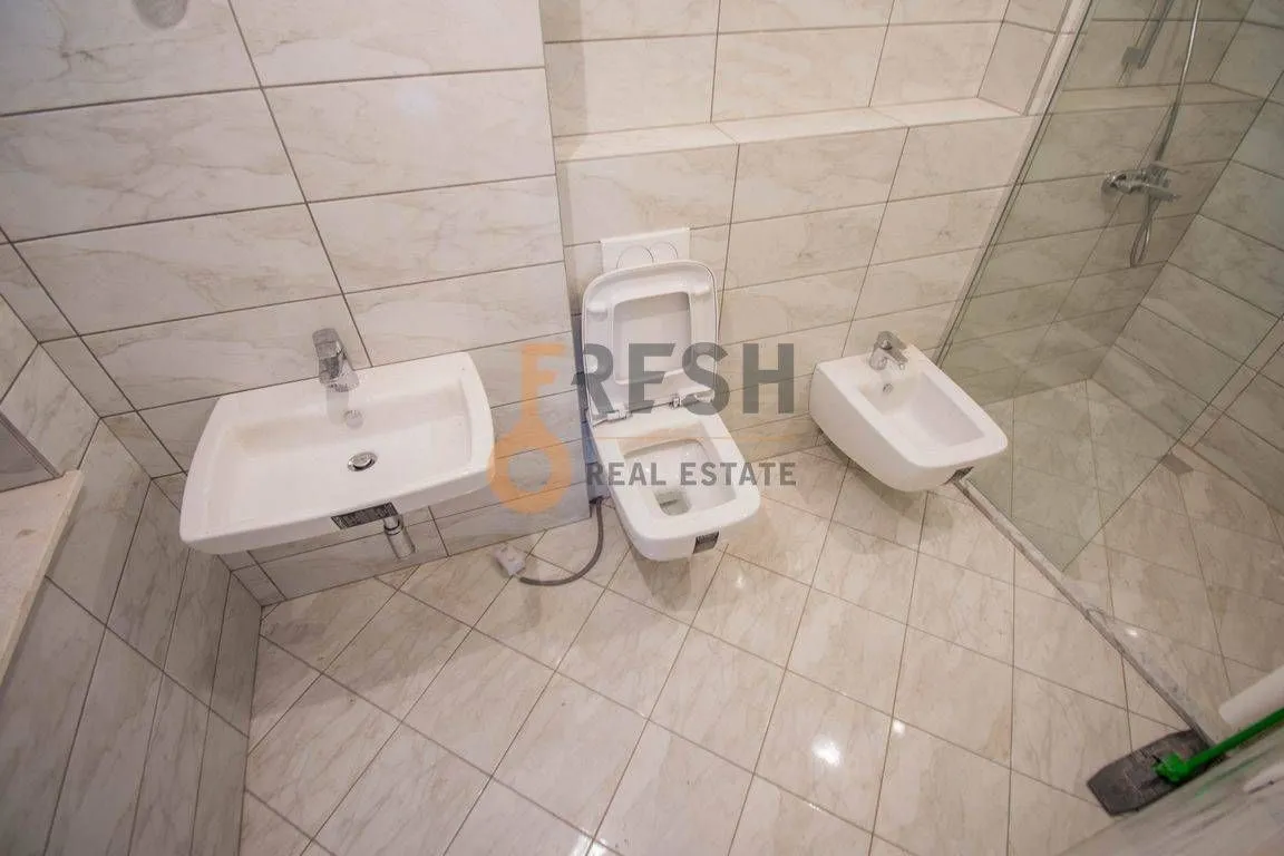 Prodaja, kuća, 300m², Tivat, Crna Gora