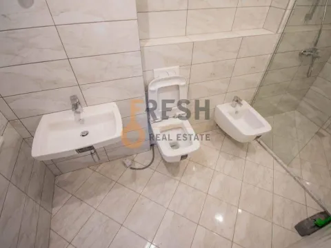 Prodaja, kuća, 300m², Tivat, Crna Gora - image 12