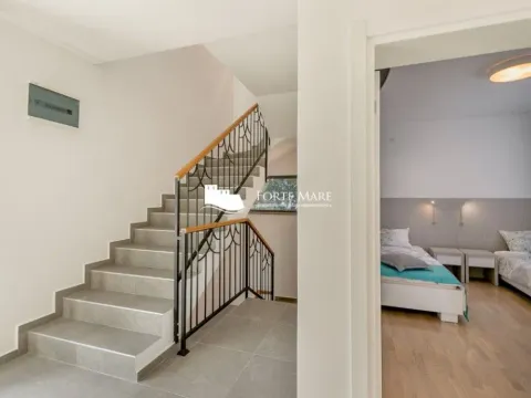 Sale, house, 236m², Njivice, Herceg Novi - image 13