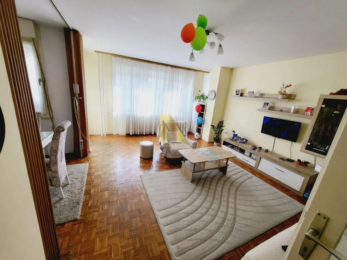 Prodaja, dvosoban stan, 72m², Novo naselje, Novi Sad