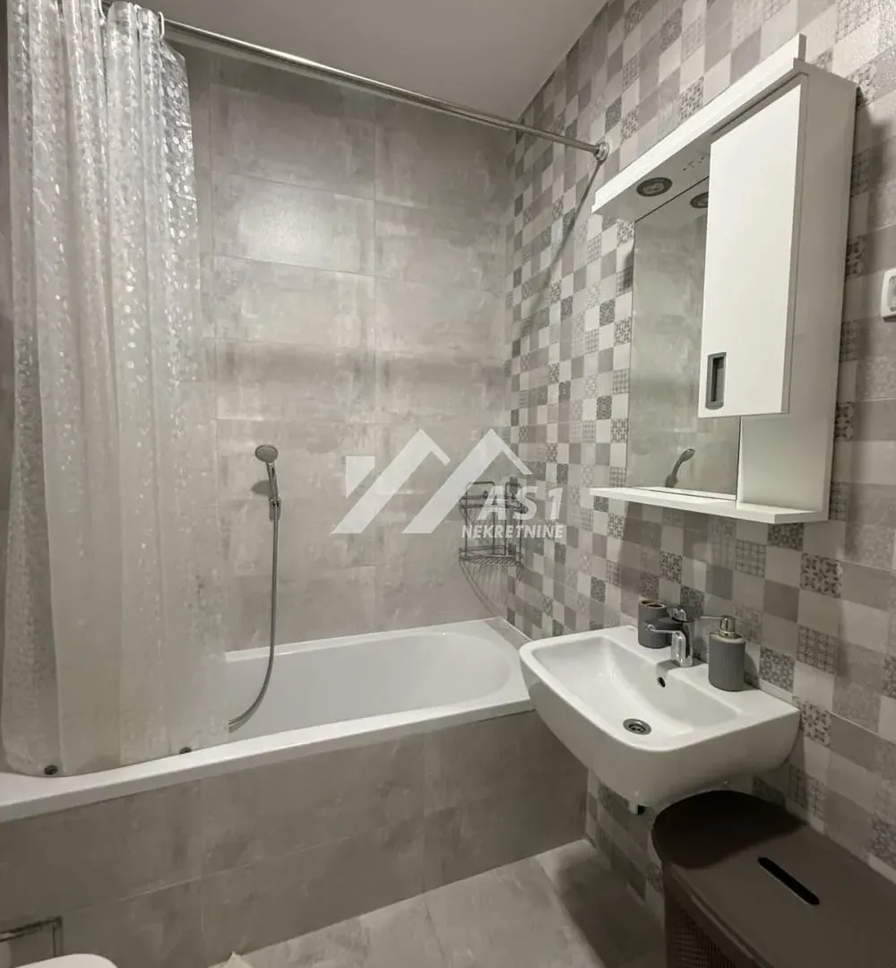 Rent, one bedroom apartment, 37m², Adamovićevo Naselje, Novi Sad Sve Podlokacije