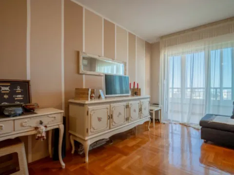 Sale, two bedroom apartment, 69m², Bar, Crna Gora - image 3