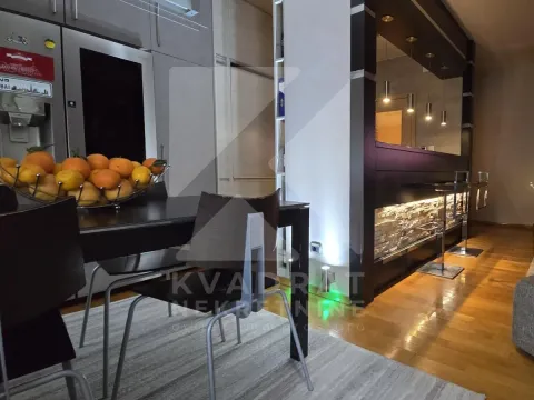 Sale, two bedroom apartment, 68m², Blok 9, Podgorica - image 5