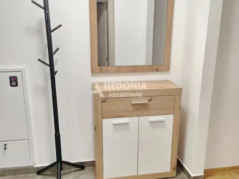 Rent, one bedroom apartment, 35m², Zemun Cara Dušana, Zemun Sve Podlokacije - image 8