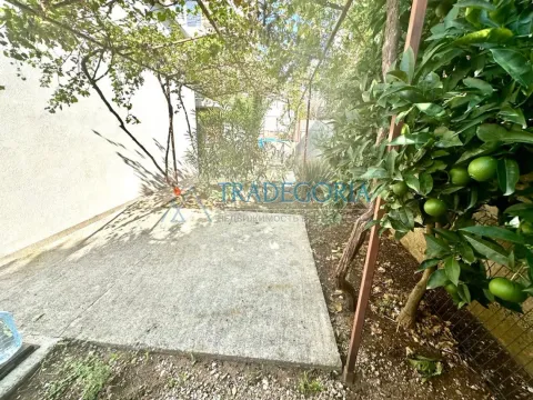 Prodaja, kuća, 225m², Sutomore, Bar - image 19