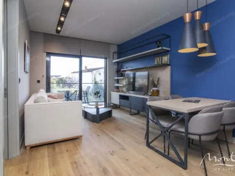 Prodaja, jednosoban stan, 45m², Tivat, Crna Gora - image 2