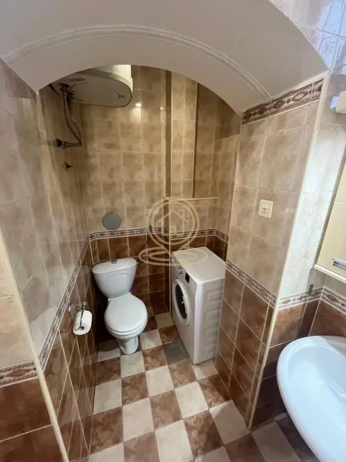 Izdavanje, dvosoban stan, 43m², Stari Grad, Beograd