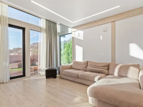 Sale, house, 172m², Mrčevac, Tivat - image 3
