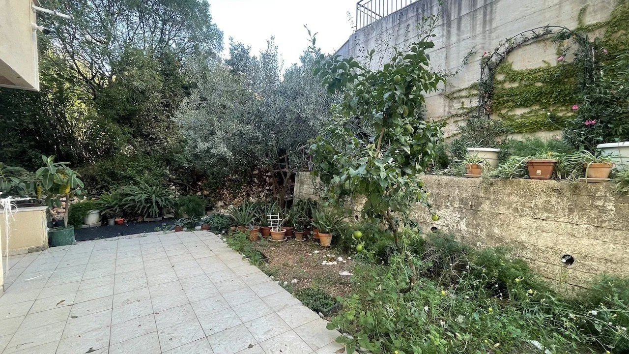 Prodaja, trosoban stan, 138m², Lazi, Budva
