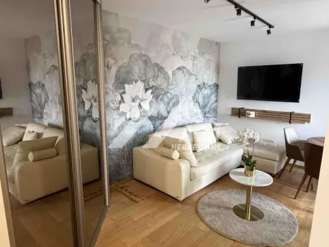 Izdavanje, jednosoban stan, 27m², Grbavica, Novi Sad Sve Podlokacije - image 2