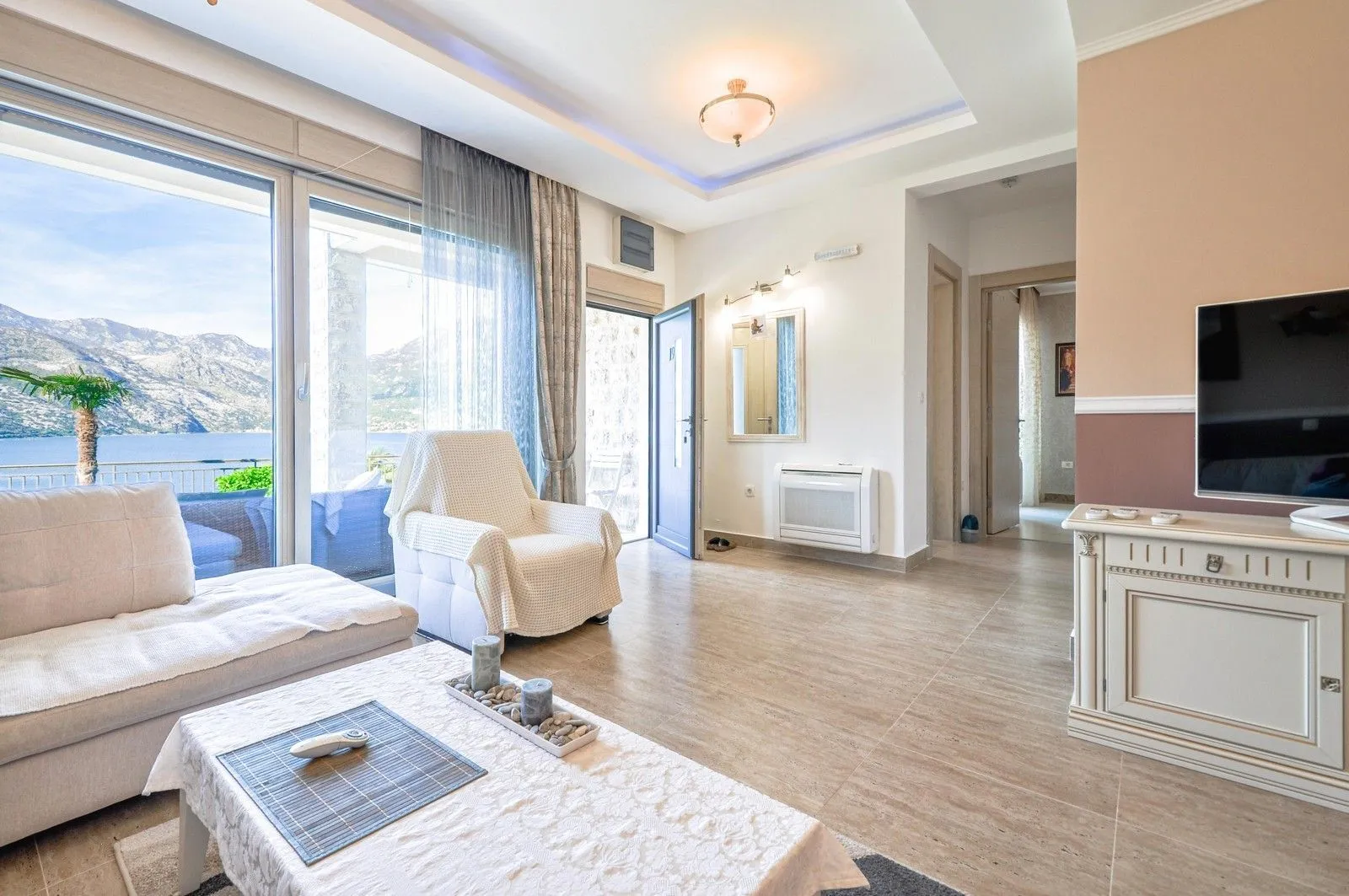 Sale, two bedroom apartment, 68m², Kostanjica, Kotor