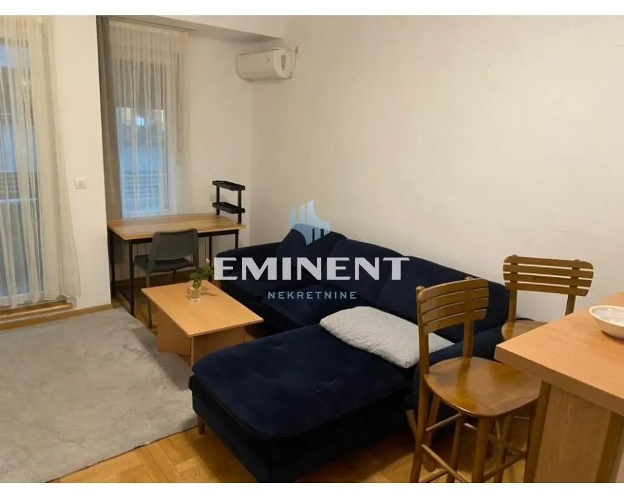 Rent, apartment, 39m², Slavija, Vračar Sve Podlokacije