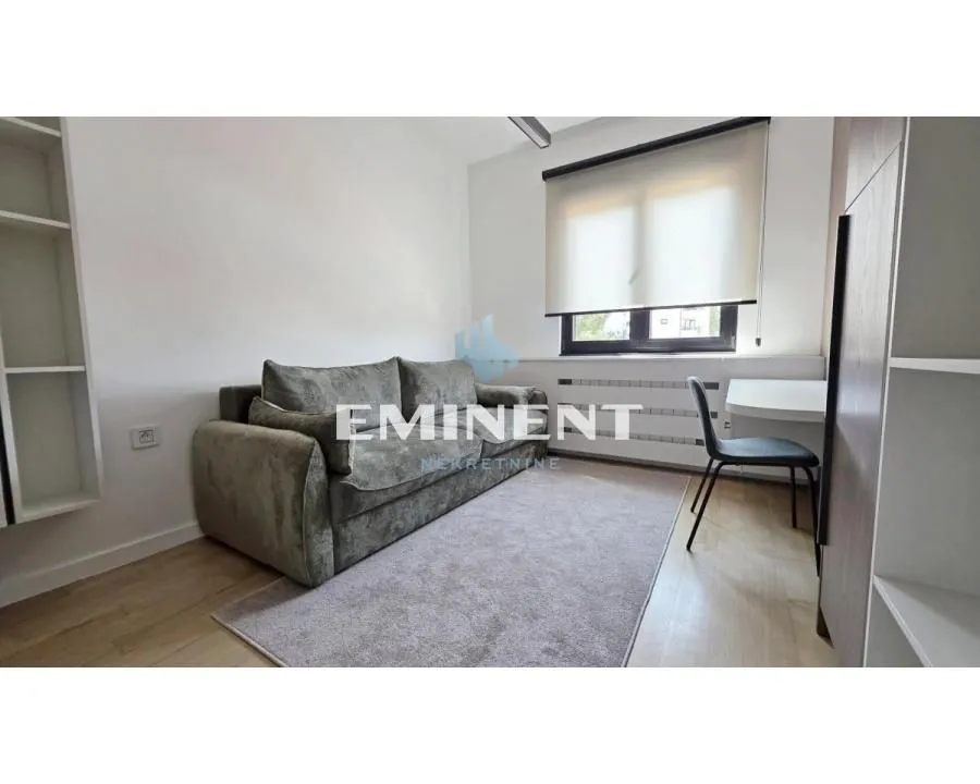 Rent, three bedroom apartment, 80m², Savski Venac, Beograd