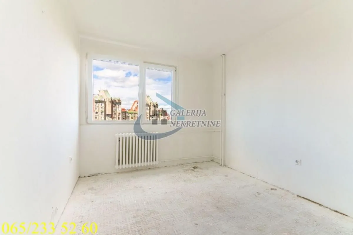 Prodaja, trosoban stan, 77m², Banjica, Voždovac Sve Podlokacije