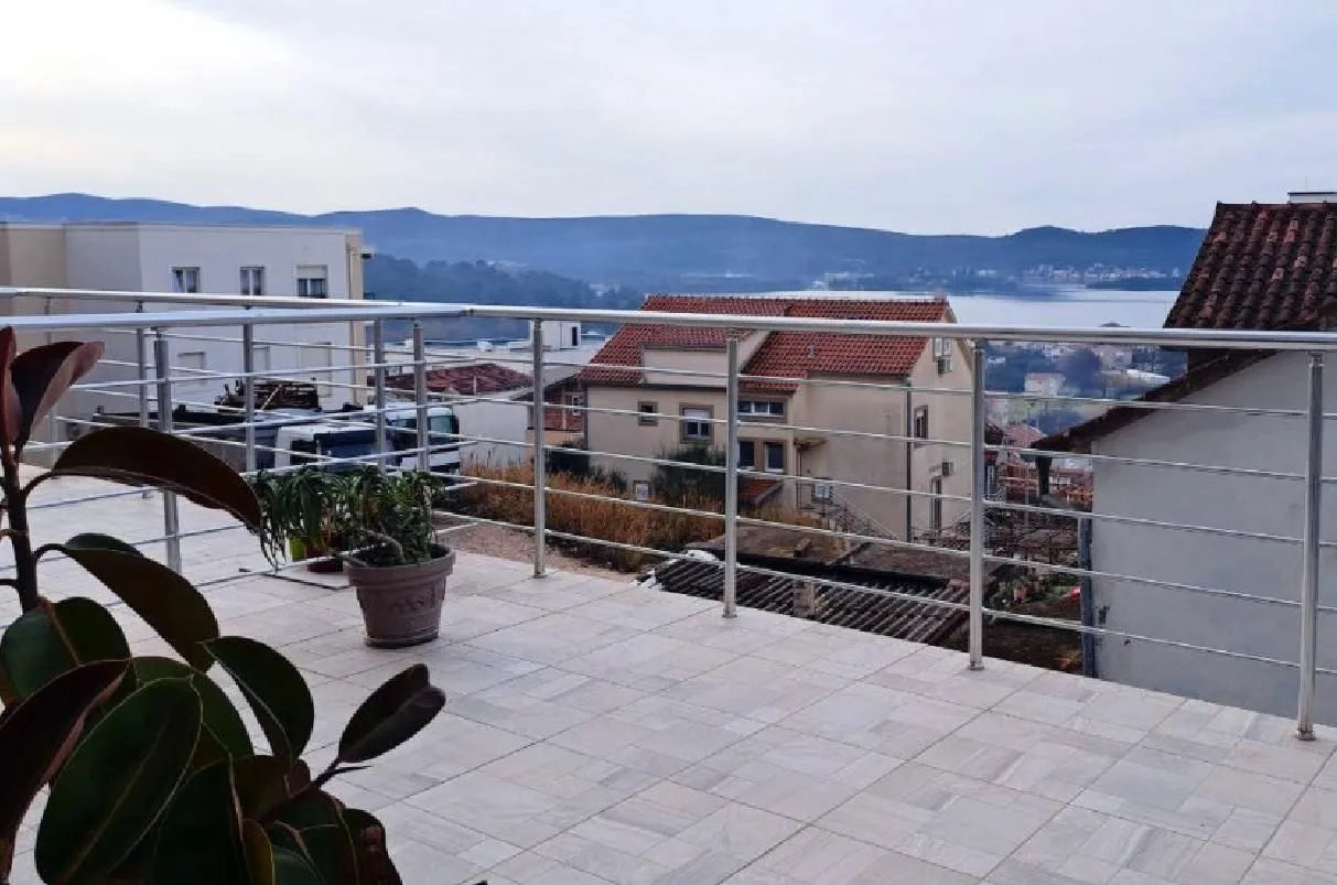 Prodaja, dvosoban stan, 77m², Kava, Tivat