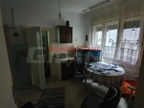 Prodaja, kuća, 125m², Kluz, Zvezdara Sve Podlokacije - image 5