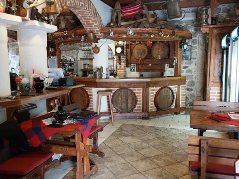 Prodaja, kuća, 420m², Prčanj, Kotor - image 11