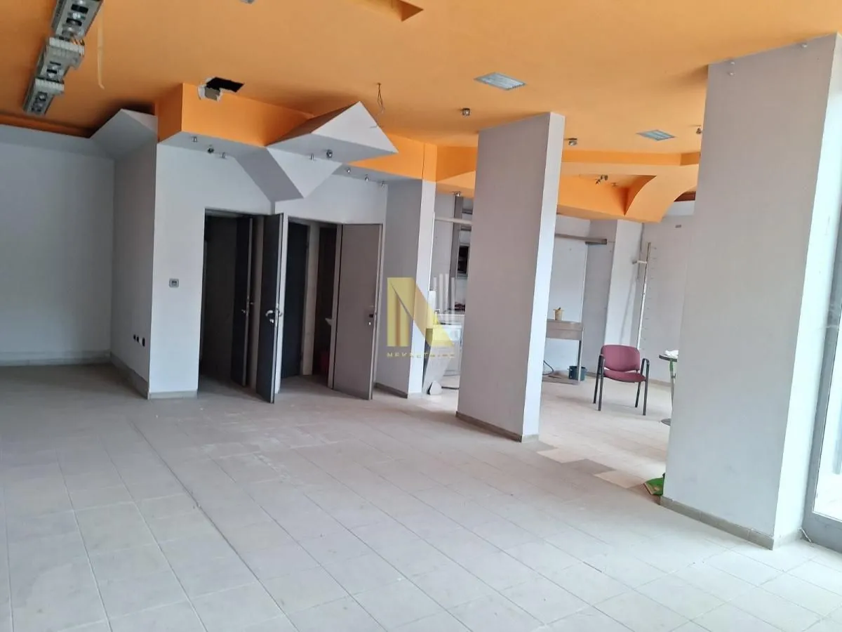 Rent, office space, 66m², Novo naselje, Novi Sad