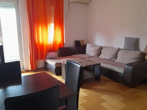 Izdavanje, jednosoban stan, 39m², Drac, Podgorica - image 14