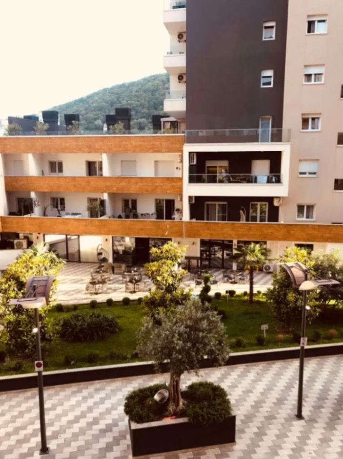Rent, one bedroom apartment, 43m², Bijeli Do, Budva